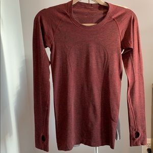 Lululemon Classic maroon heathered long sleeve